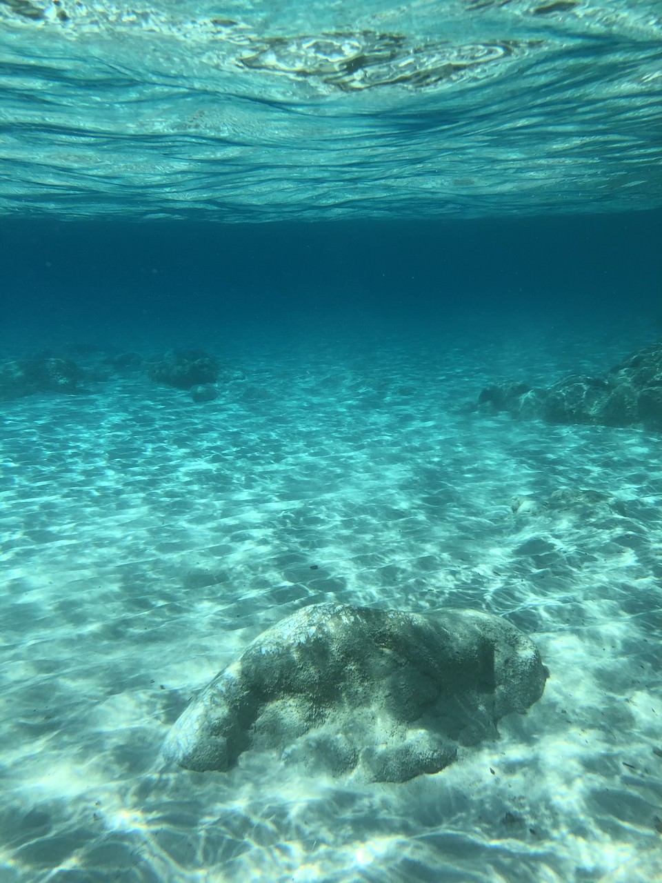 Crystal waters Antiparos