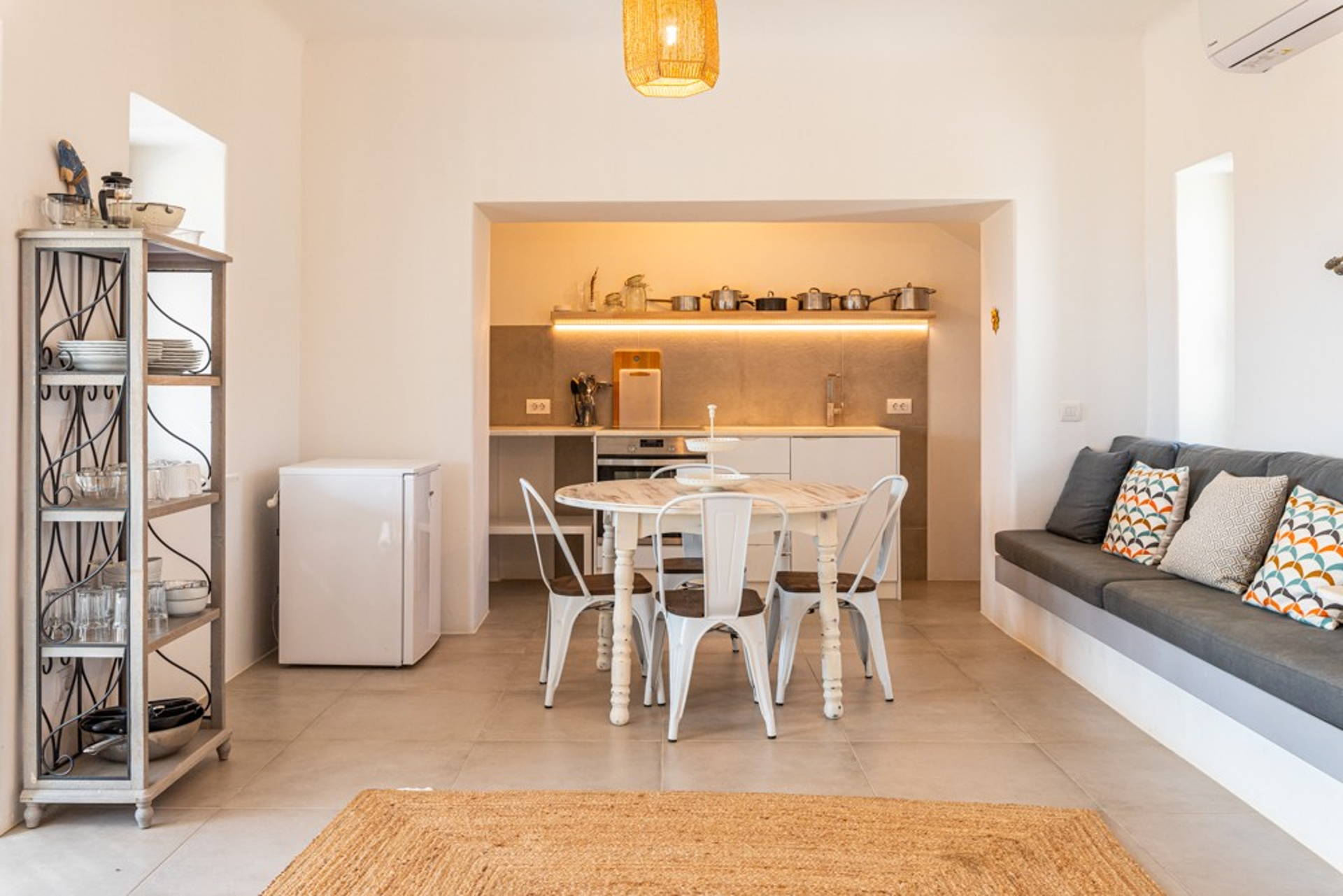 House 1 interior — Antiparos Houses