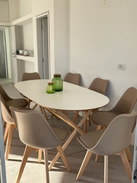 House 5 dining